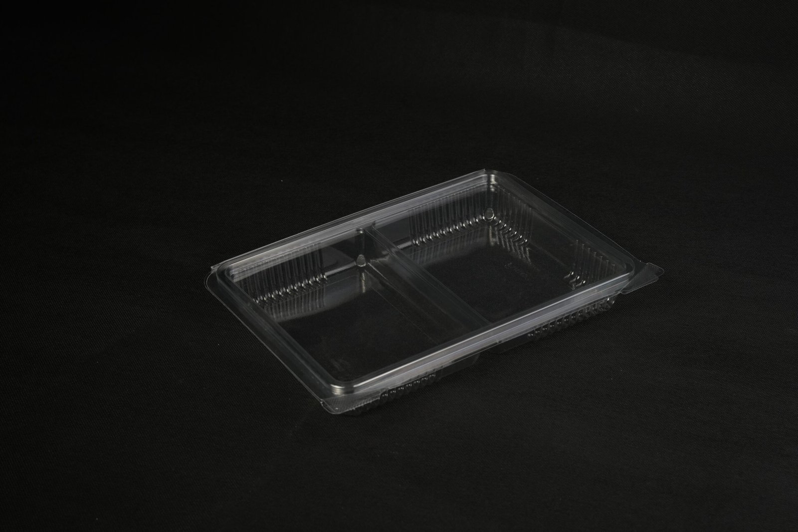 مستطيل كبير مقطع ثنائي