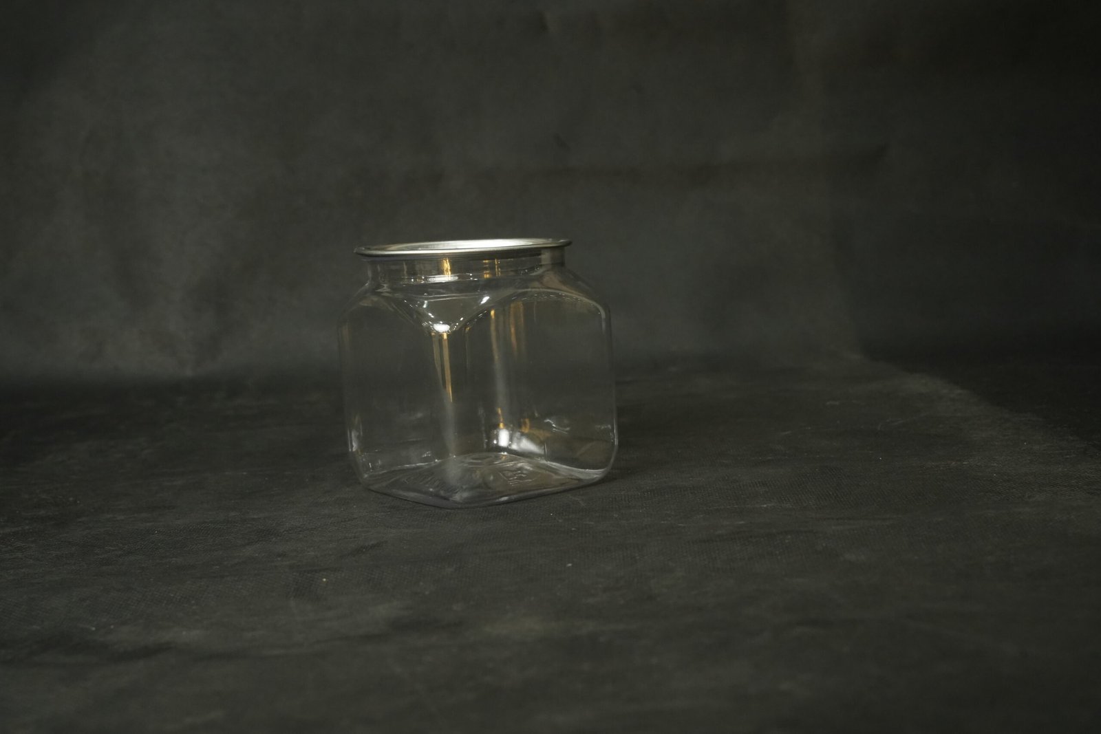 عبوة بلاستك