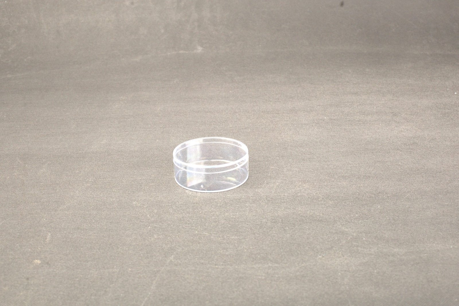 علبة كرستال دائري 83