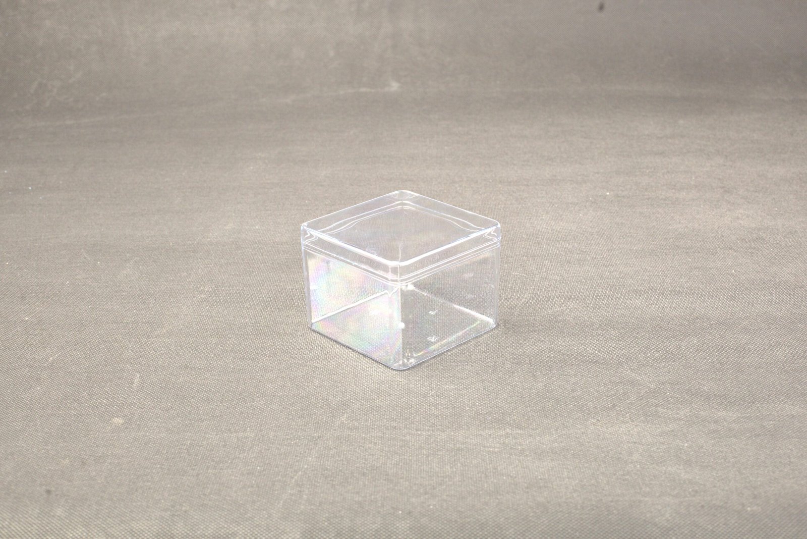 علبة كرستال مربع 85