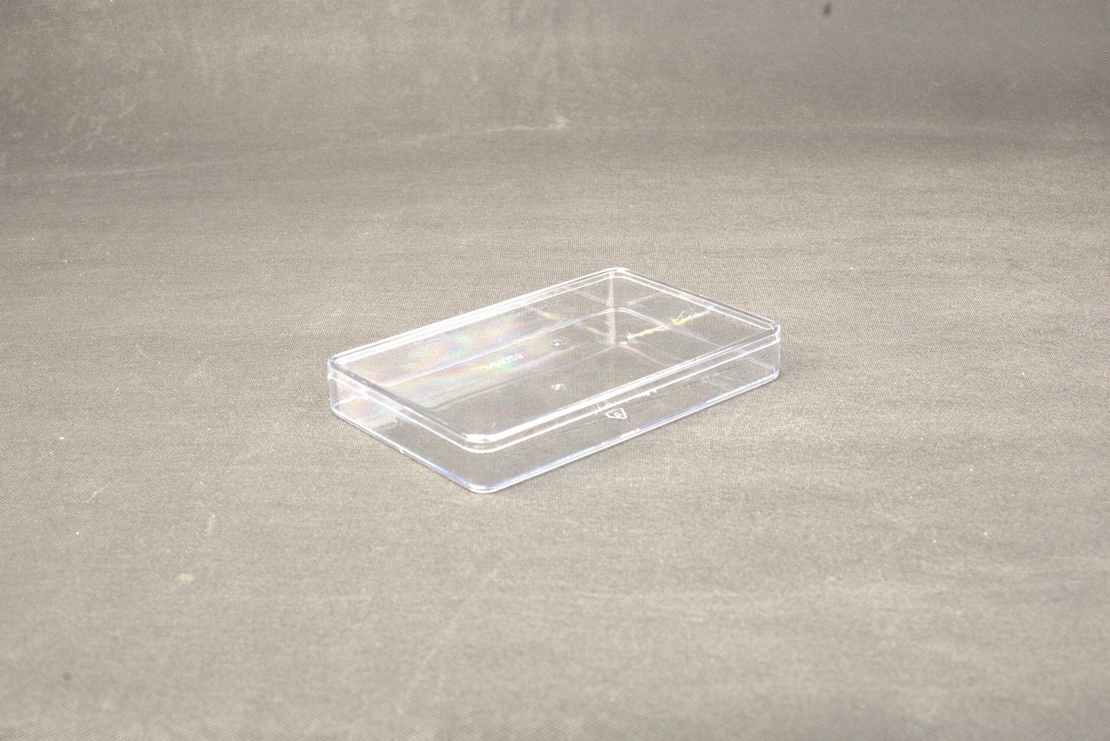 علبة كرستال مستطيل 028